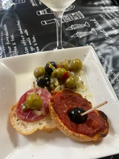 アセイトゥナス・マリナダス｜Aceitunas Marinadas